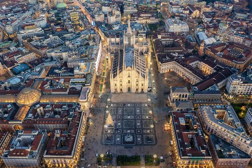 شقة ميلان Duomo-Fiera Mi Master Suite Design Wifi+Netflix